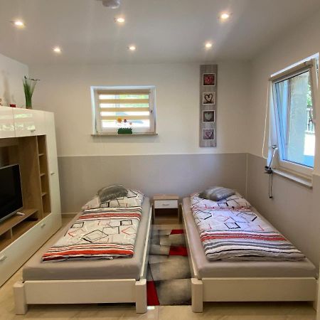 1 Zi. Apartment Naehe Flughafen/Messe Stuttgart 24H Waldenbuch Екстериор снимка