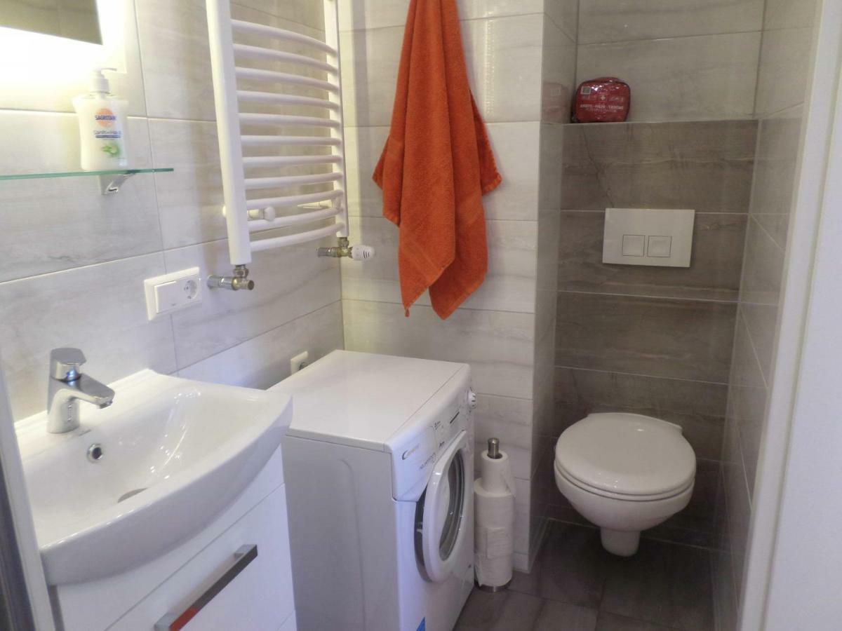 1 Zi. Apartment Naehe Flughafen/Messe Stuttgart 24H Waldenbuch Екстериор снимка